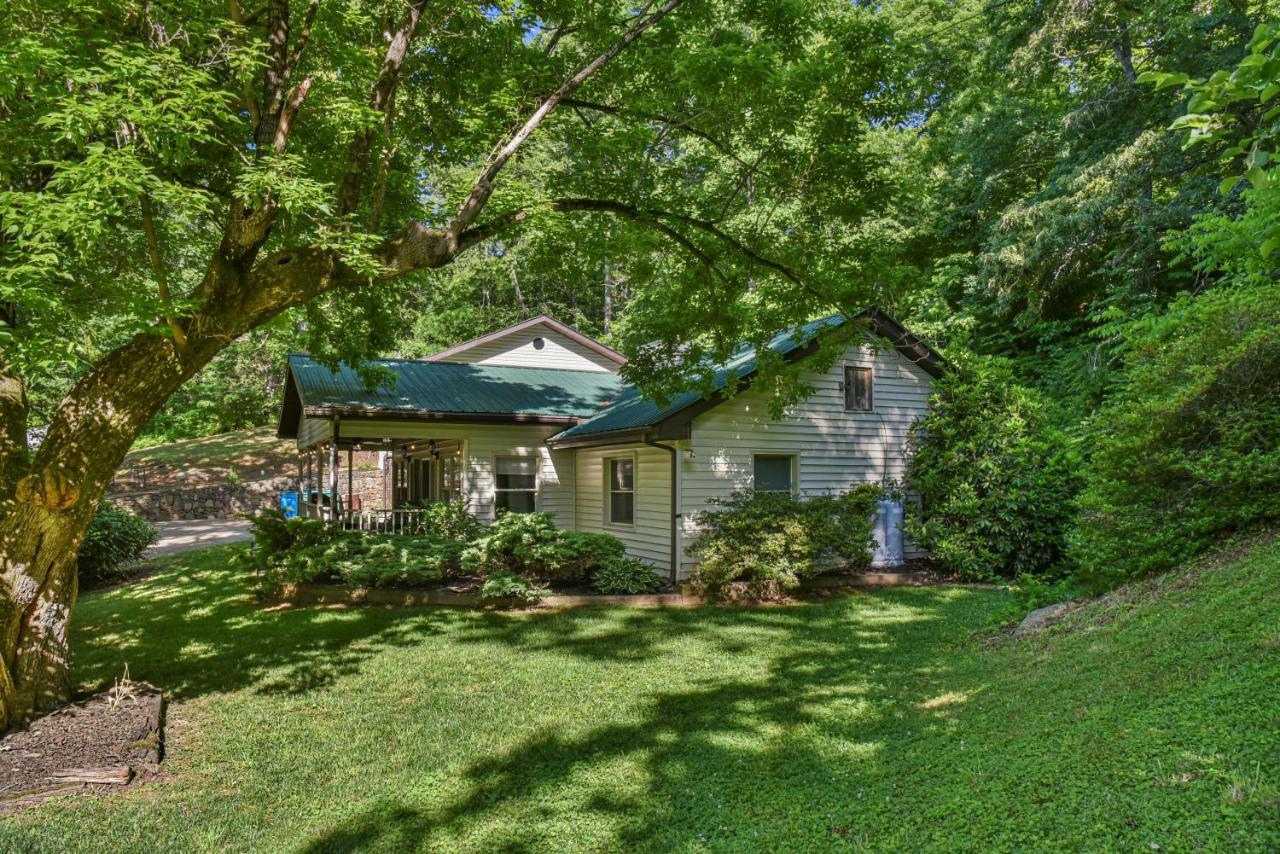 South Asheville Home With Hot Tub Just 11 Miles To Downtown Dış mekan fotoğraf