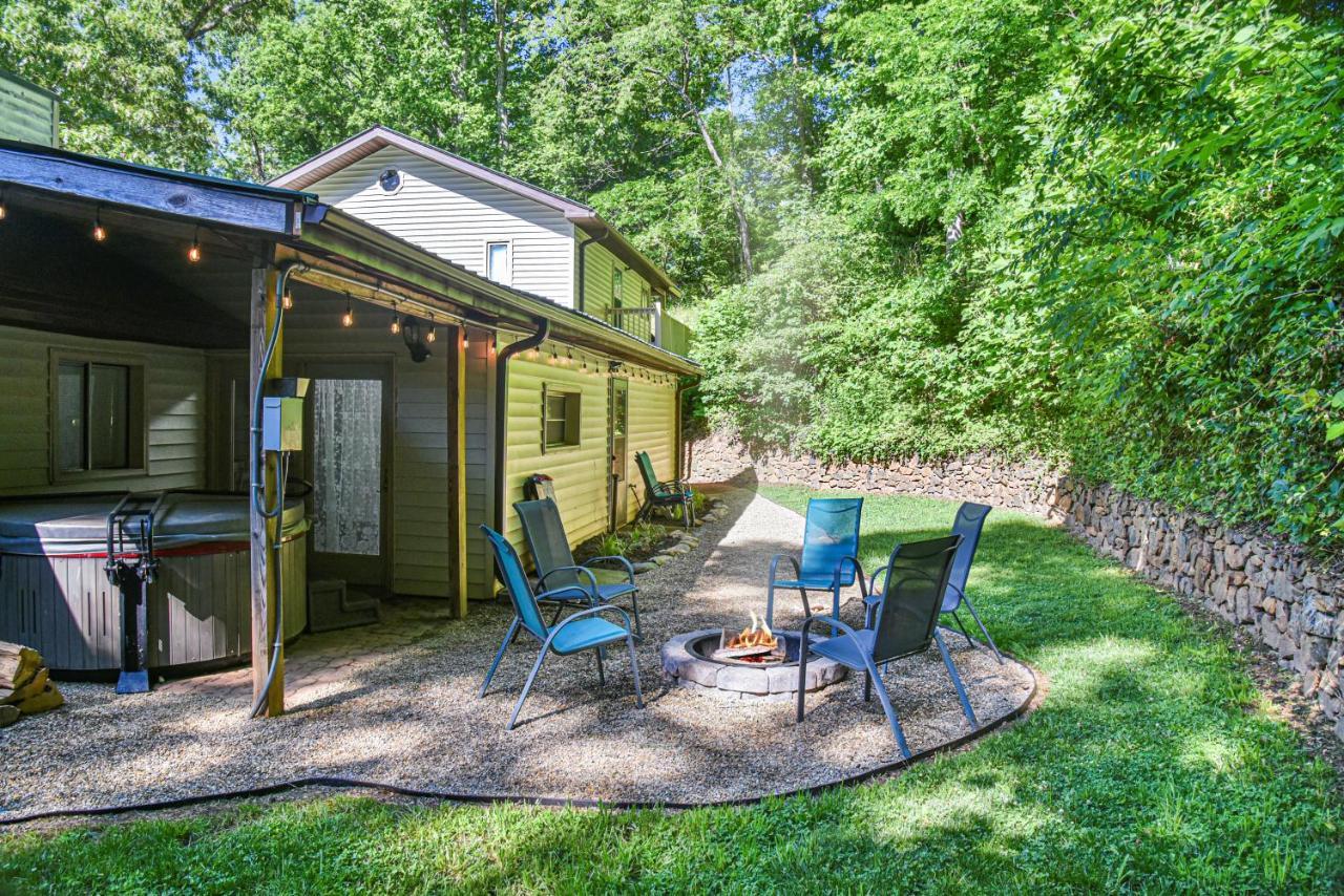 South Asheville Home With Hot Tub Just 11 Miles To Downtown Dış mekan fotoğraf
