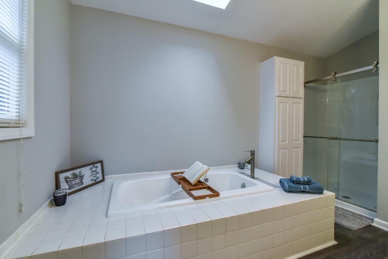 South Asheville Home With Hot Tub Just 11 Miles To Downtown Dış mekan fotoğraf